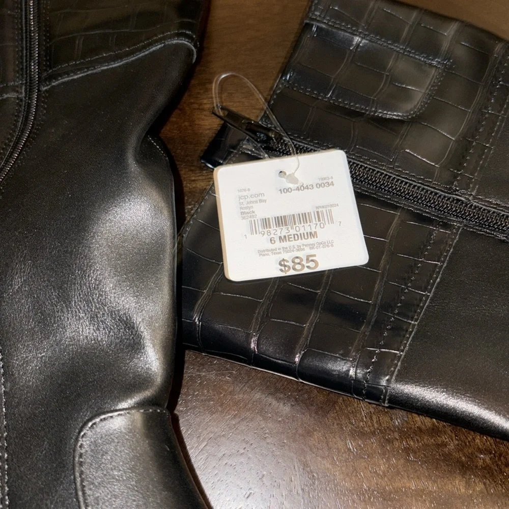 St. John's Bay Womens Roslyn Wide Calf Stacked Heel Riding keel I’ll ll